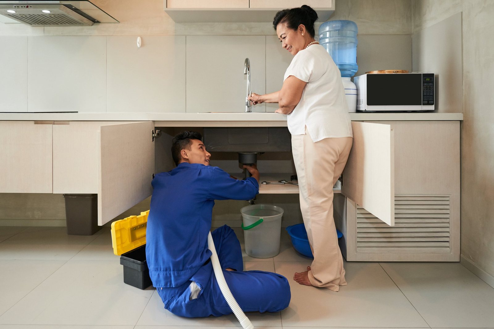 Illustrative photo: kitchen repair